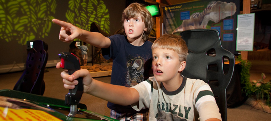 Be the Dinosaur: Life in the Cretaceous